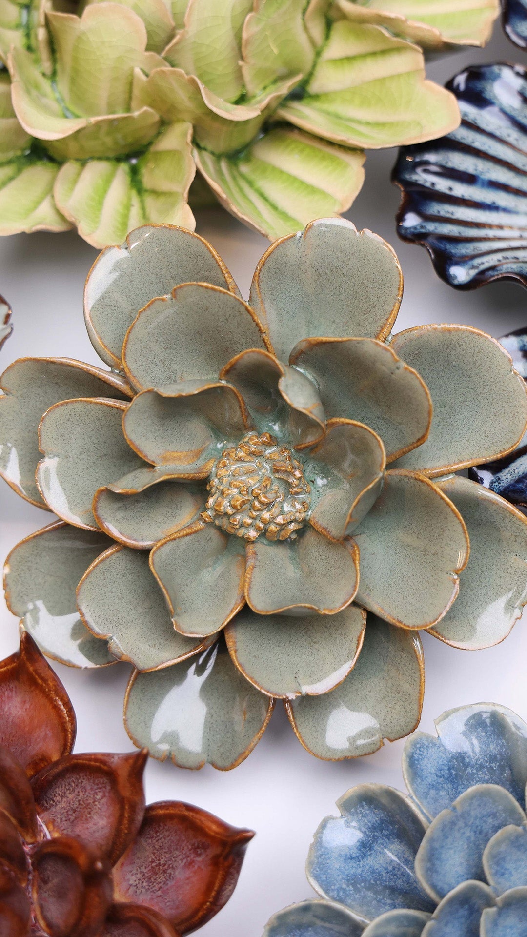 Moss Grey Oxeye Daisy - Chive Ceramics Studio - Ceramic Flowers - Chive Ceramics Studio